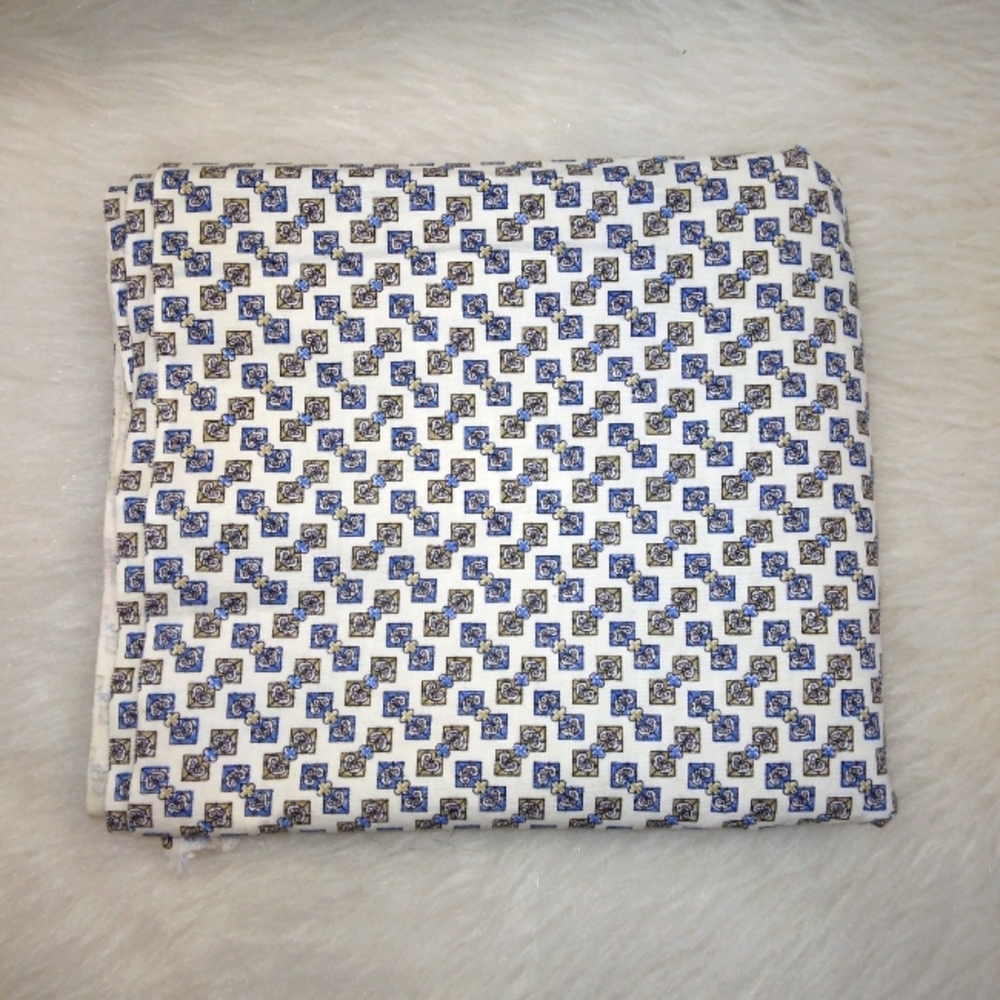 FABRIC Vintage stylized print, 2 yards 36 inches wide.  Cotton, blue
